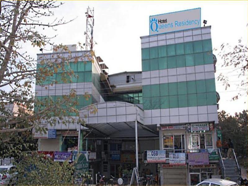 Hotel Queens Residency Gurgaon Dış mekan fotoğraf